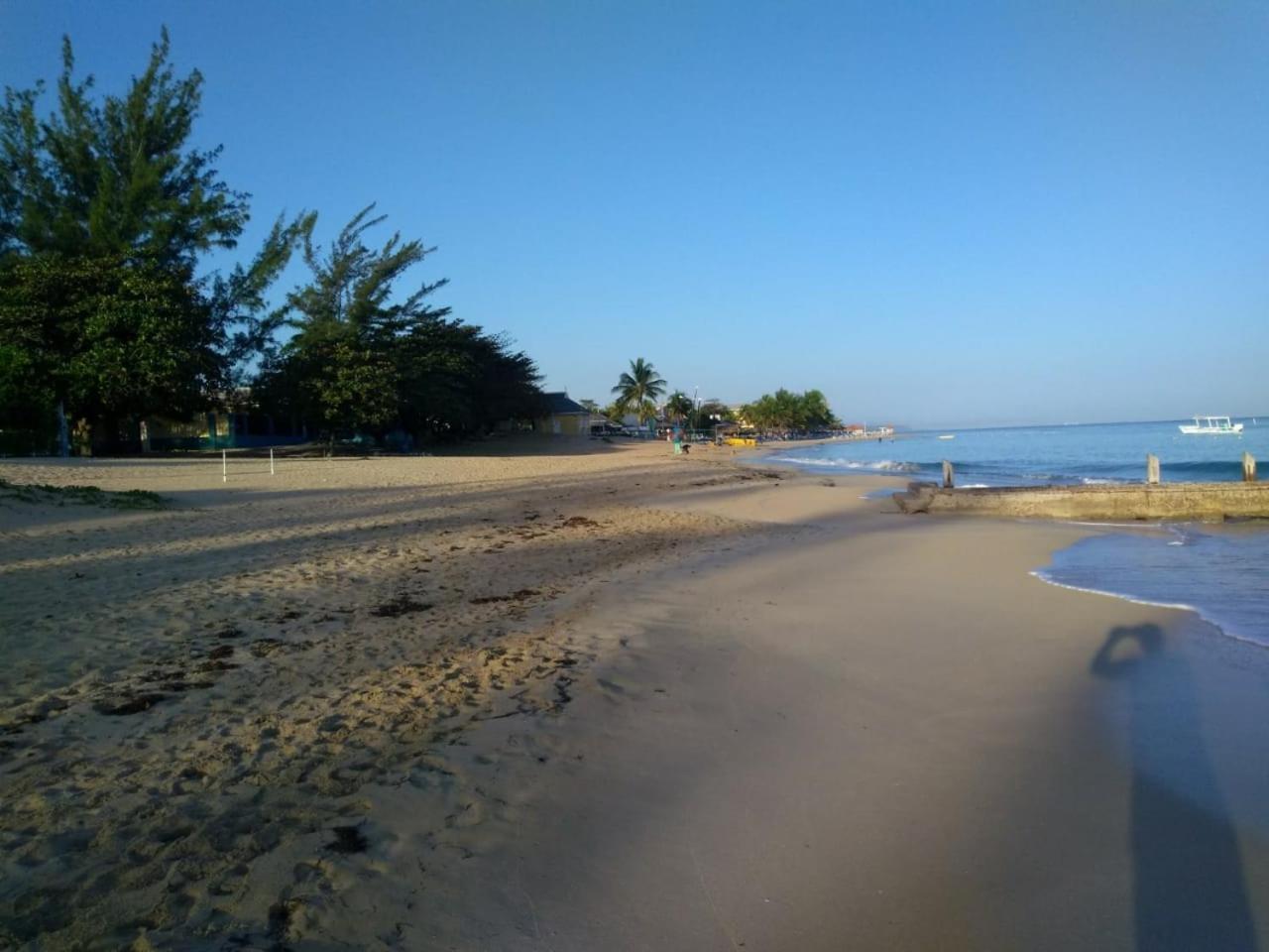 Modrians Runaway Bay Exterior foto